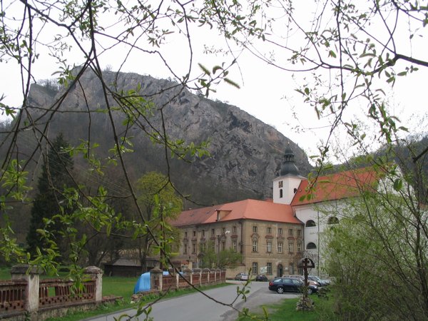 Klášter